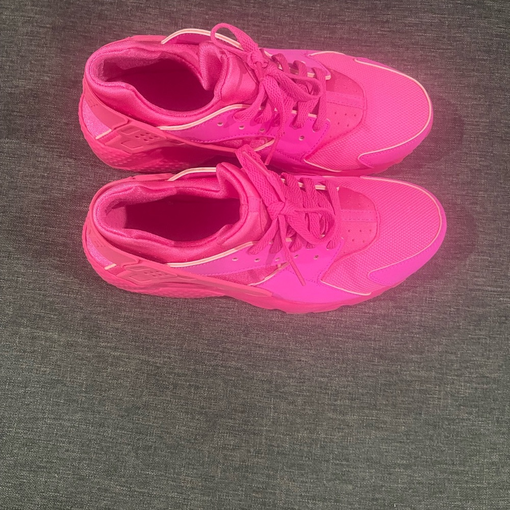 Pink Huarache Nike Sneakers